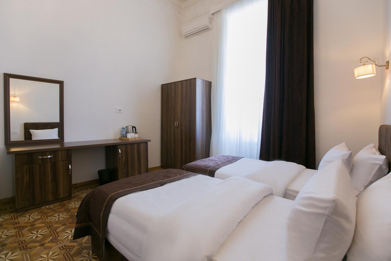 Malakhan Hotel Baky Esterno foto