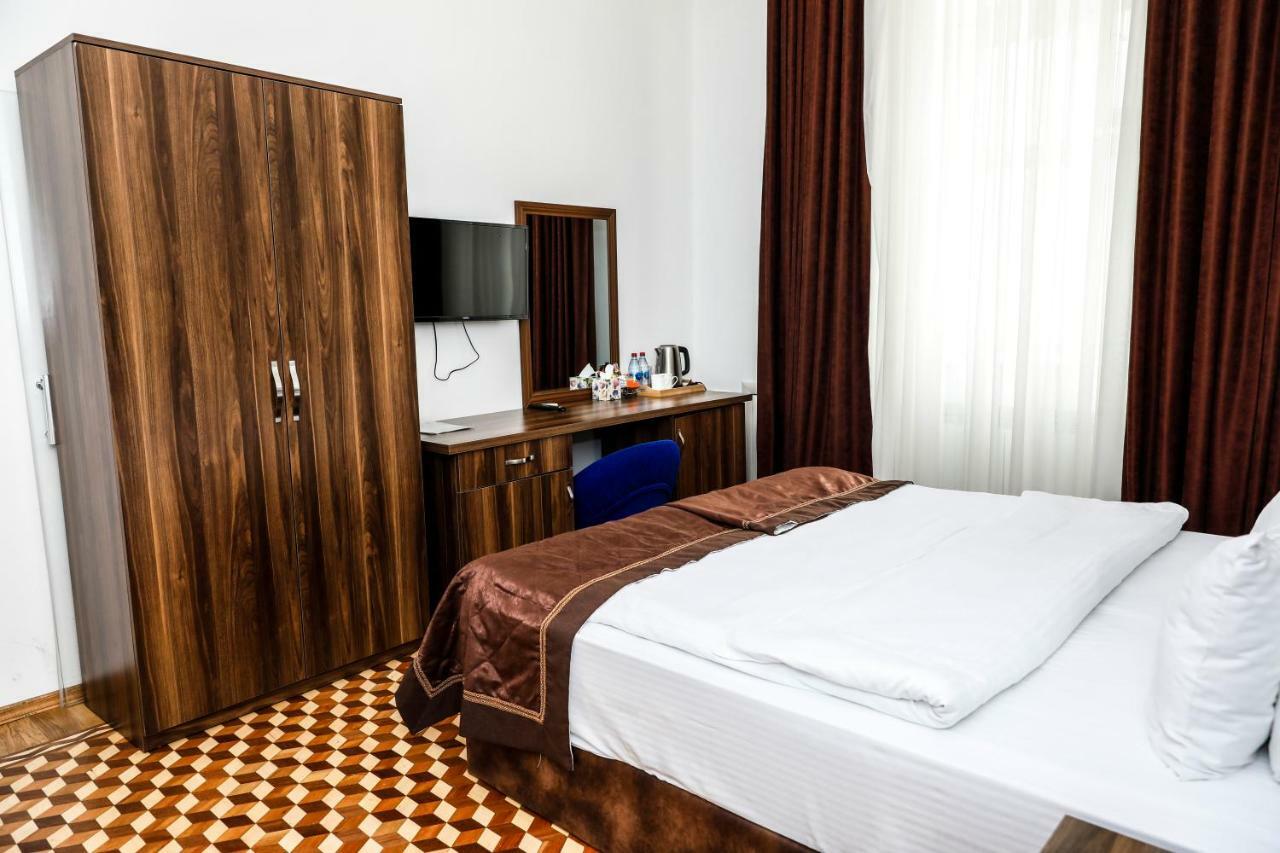 Malakhan Hotel Baky Esterno foto