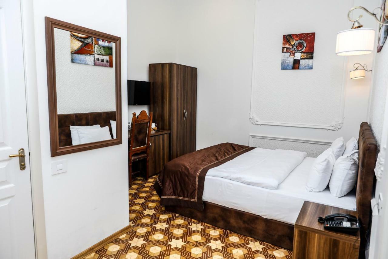 Malakhan Hotel Baky Esterno foto