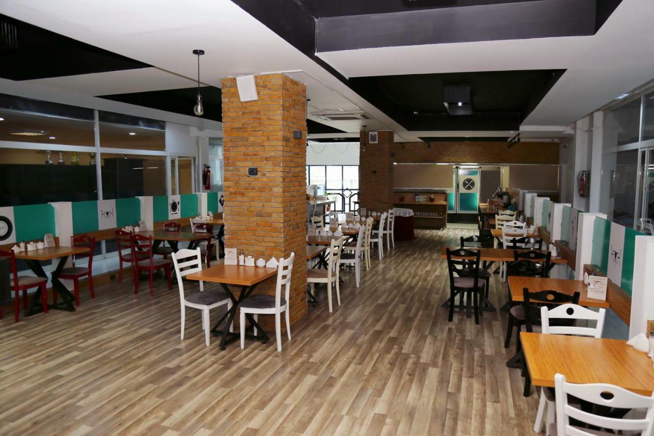 Malakhan Hotel Baky Esterno foto